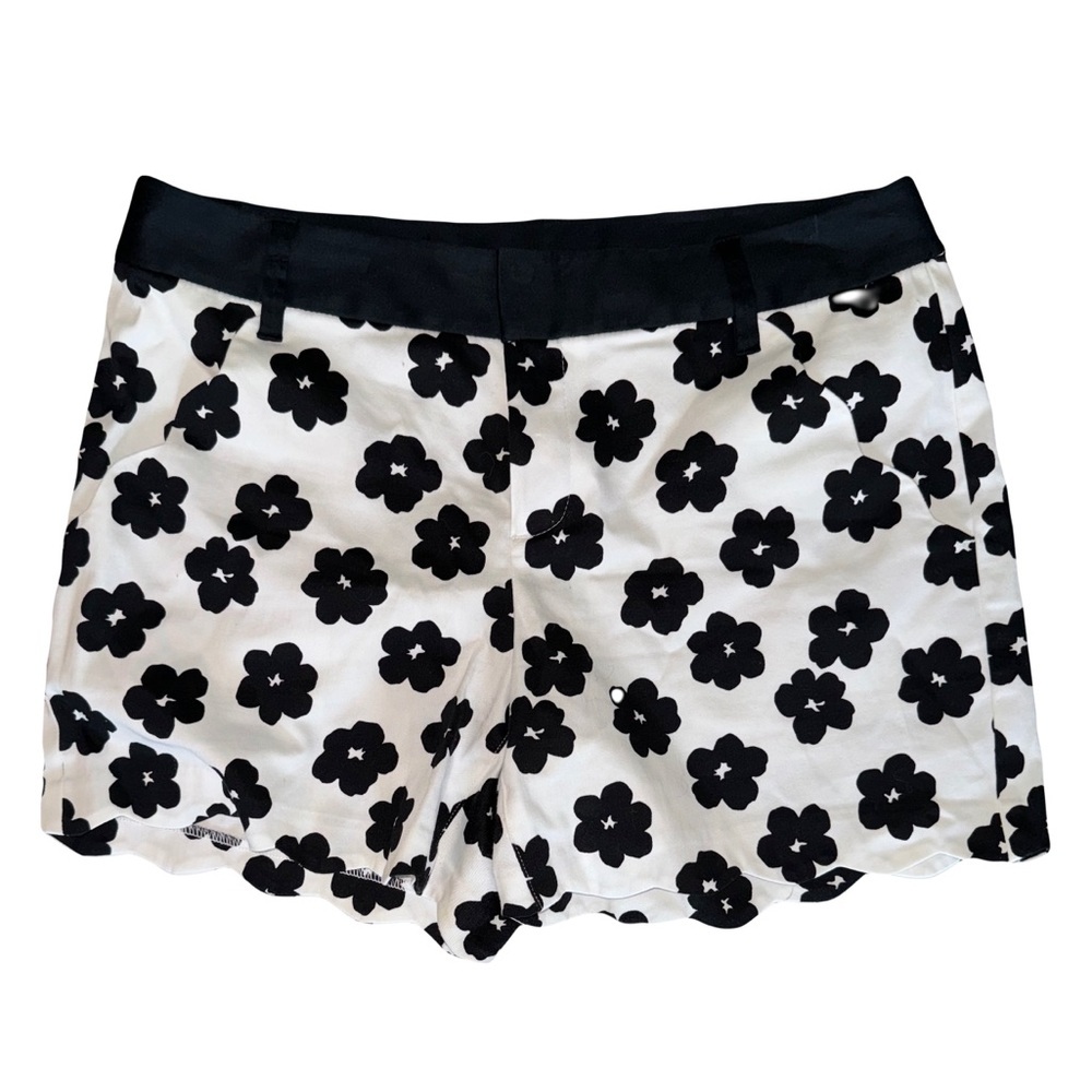 INC Women’s Floral Black and White Chino Shorts Size 6 Like New